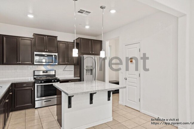 Building Photo - 1339 Sauvignon St