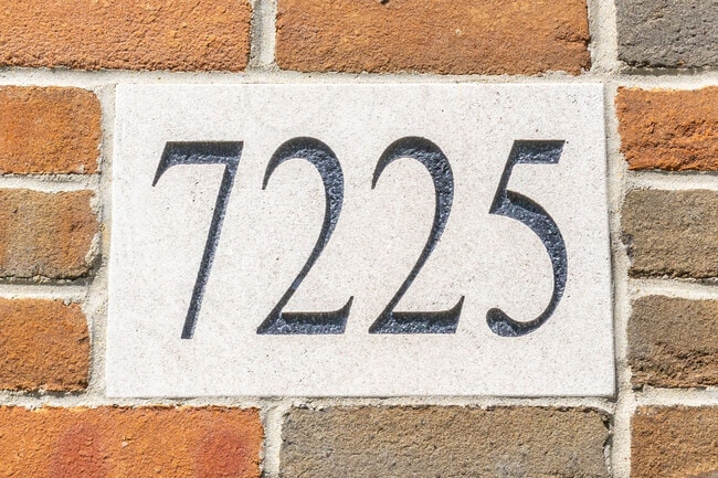 Building Photo - 7225 Bromfield Dr