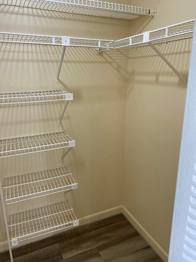 Building Photo - 6890 Royal Palm Blvd