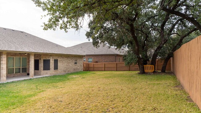 Building Photo - "Coming Soon! Spacious 4-Bed, 3-Bath Home in Killeen's Preston Hollow – 2781 Sq Ft of Comfort!"