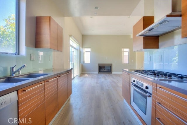 Building Photo - 1737 Colby Ave