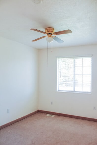 Bedroom 2 - 4117 W 475 N