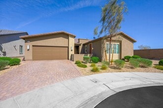 Building Photo - Upgragded 4-Bedroom Home with Casita in Ga...