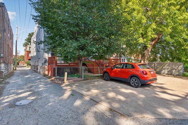 Building Photo - 4252 Castleman Ave