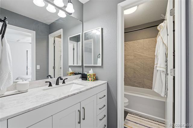 Building Photo - 5127 S Malaya Ct