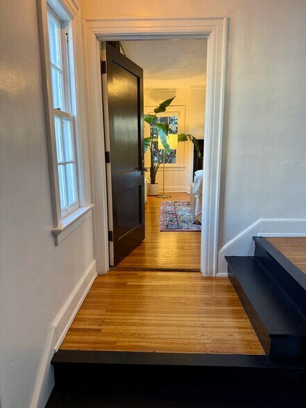 Building Photo - 3532 Humboldt Ave S