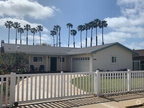 Building Photo - Imperial Beach - Beautiful, Spacious 3bed ...