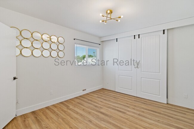 Building Photo - 4860 N 73rd St