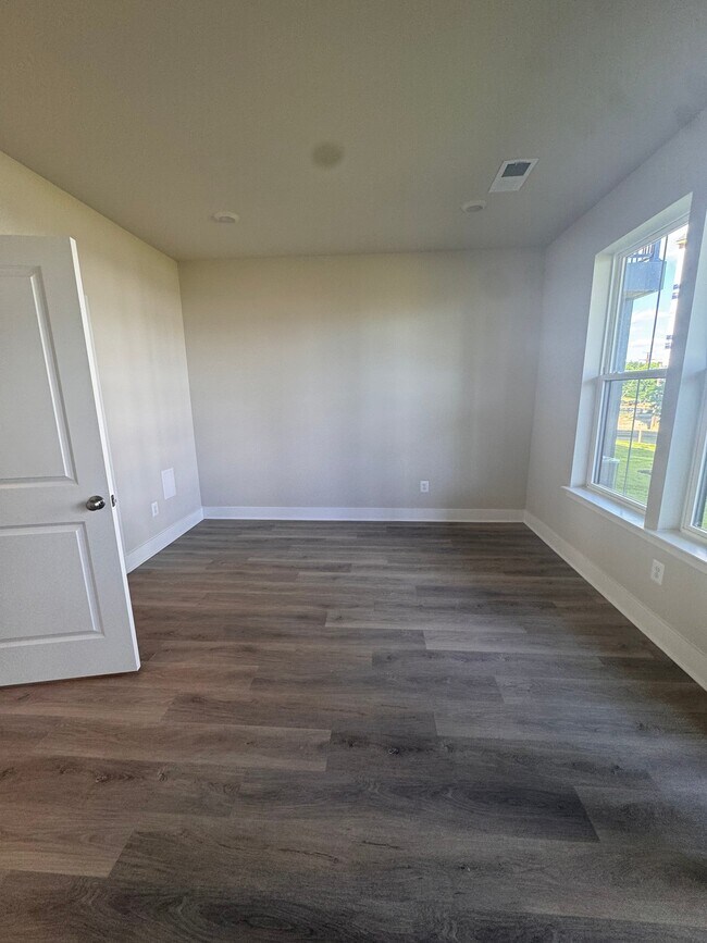 Building Photo - 11327 Hypatia Lp