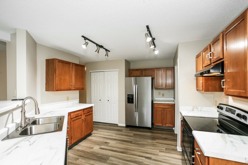 Building Photo - 9454 W Canoe Trail