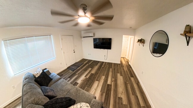 Building Photo - Enchantment Executive Villas LLC