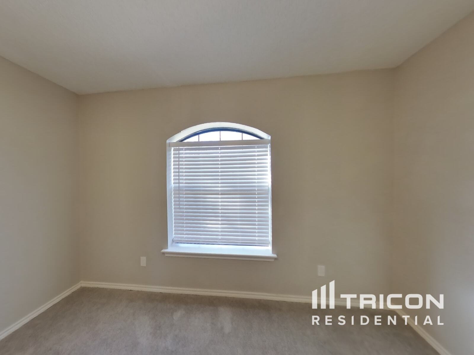 Building Photo - 622 Stoneybrook Dr