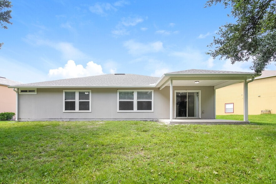 Building Photo - 6602 River Falls Dr