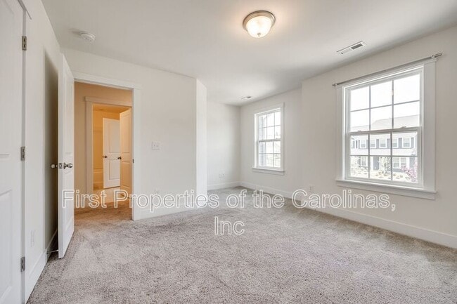 Building Photo - 1540 Striped Bass Ln