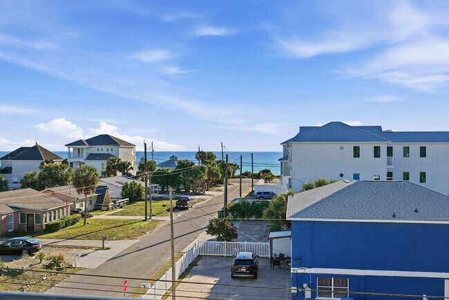 Building Photo - 14300 Millcole Ave