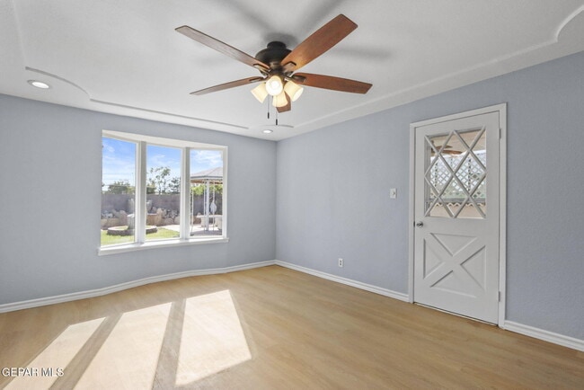 Building Photo - 390 Arvin Cir