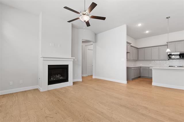 Building Photo - 609 Artesian Dr