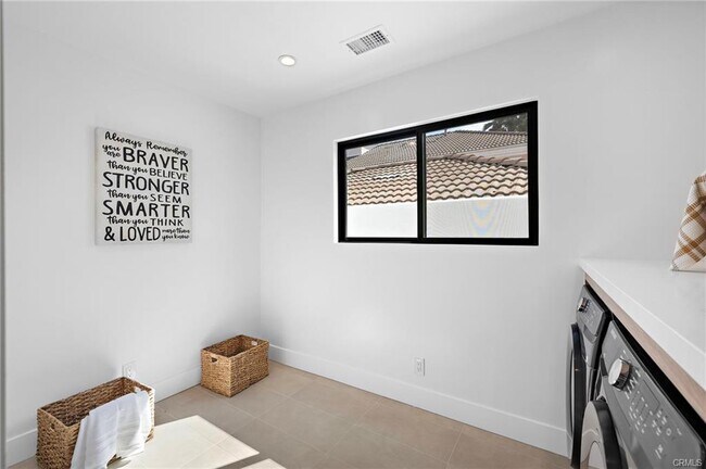 Building Photo - 26141 Via California