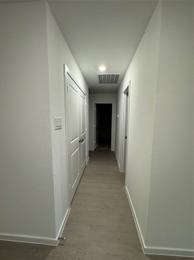 Building Photo - 28734 Bottom Grass Trl