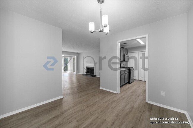 Building Photo - 1504 Augusta Dr