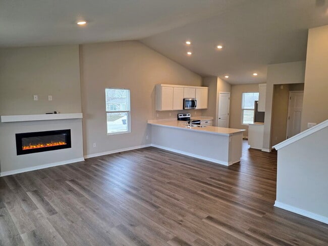 Building Photo - 1724 Southbridge Dr