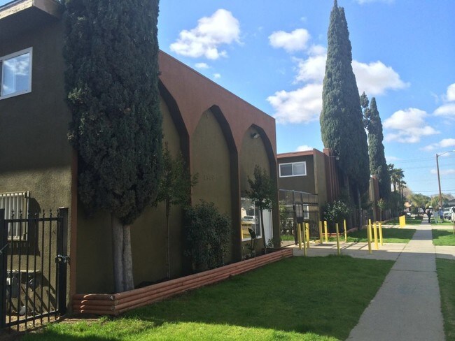 Building Photo - 1331-1349 E San Bruno Ave