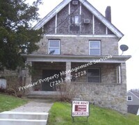 Building Photo - 401 Jackson St