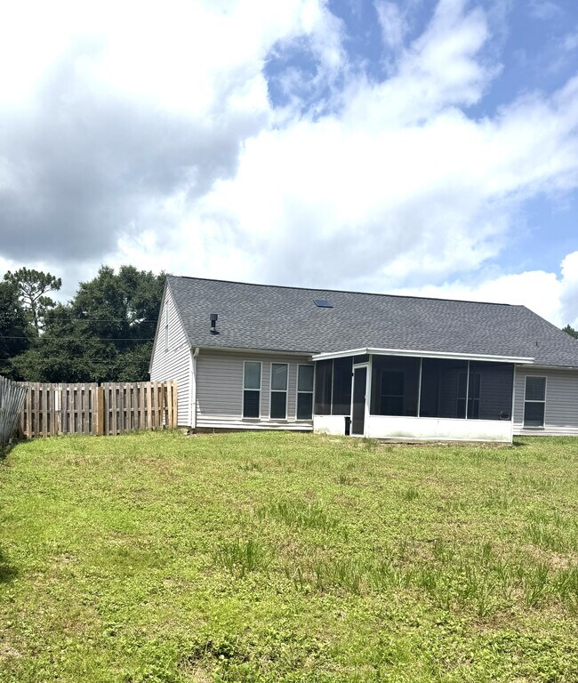 Building Photo - 4807 Summer Creek Cove