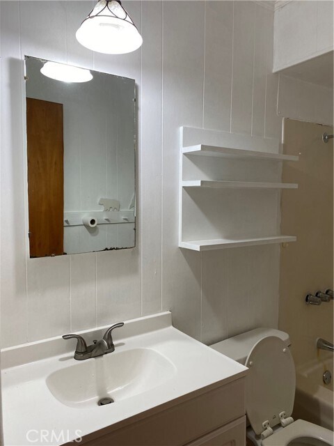 Building Photo - 23719 Bowl