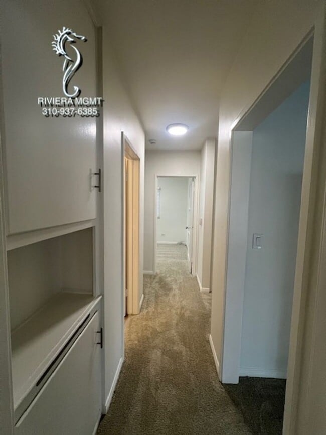 Building Photo - 3 BEd 1.75 Bath House in South Redondo Beach.