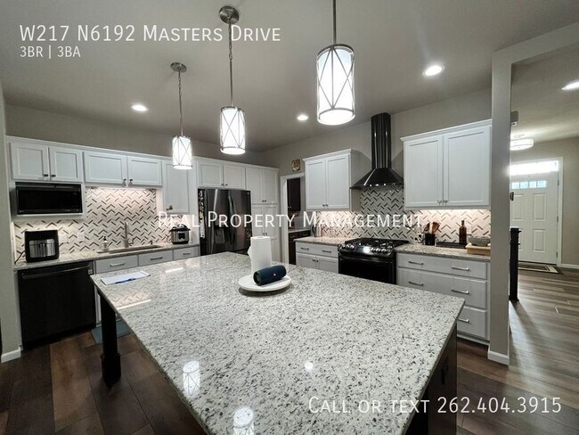 Building Photo - W217N6192-N6192 Masters Dr