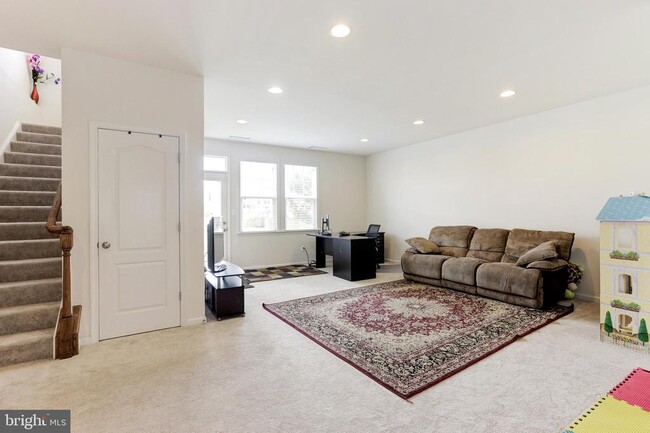 Building Photo - 24690 Capecastle Terrace