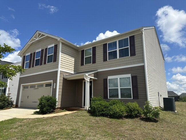 Building Photo - 802 Effie Dr