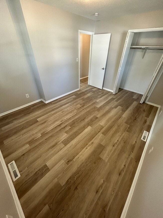 Building Photo - COMING SOON! Charming 3 Bed 1 Bath Home! $1295.00