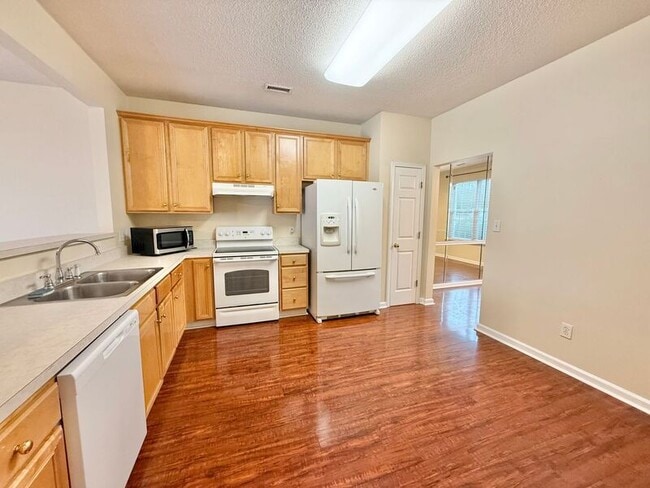 Building Photo - 8002 Neches Ln