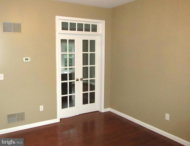 Building Photo - 141 Mill House Dr