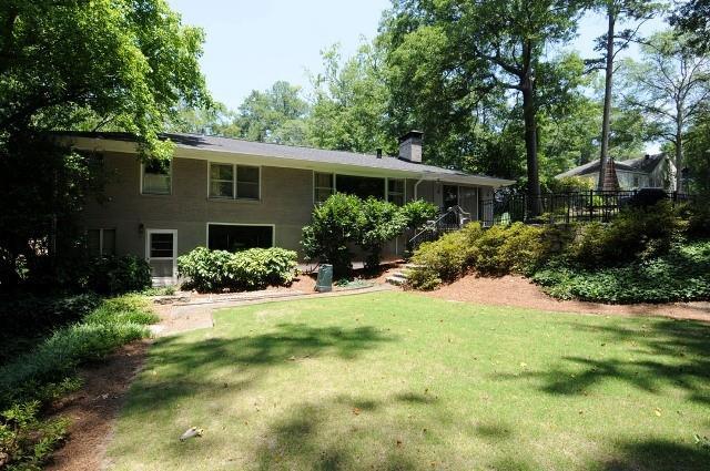 Building Photo - 371 Delmont Dr NE