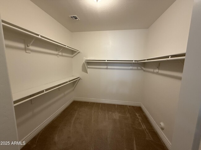 Building Photo - 4333 E Grand Canyon Dr