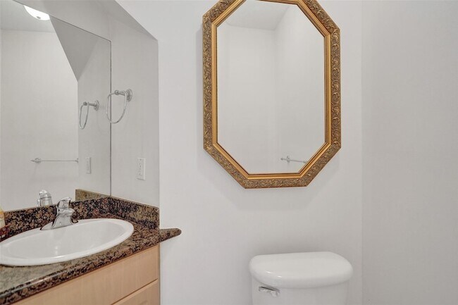 Building Photo - 2724 Treasure Cove Cir