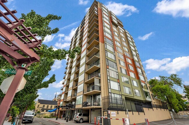 Building Photo - 280 Island Ave
