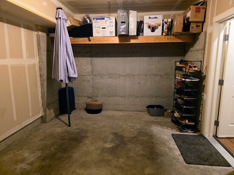 Additional storage in garage - 10903 124th Ave NE