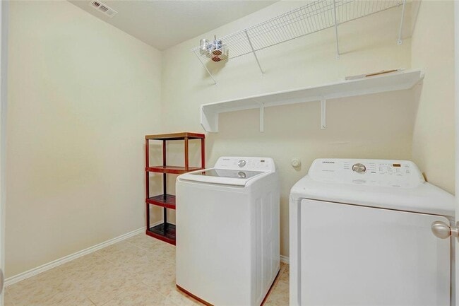 Building Photo - 109 Marcheeta Way