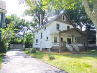 Building Photo - 3 Bed - 1 Bath Colonial for Rent in Clevel...