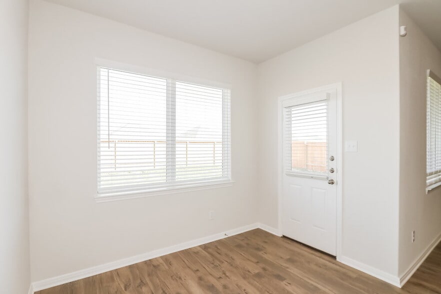 Building Photo - 7534 Tipton Meadow Way