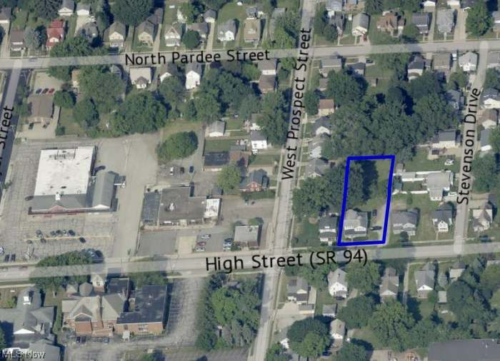 Building Photo - 258 High St