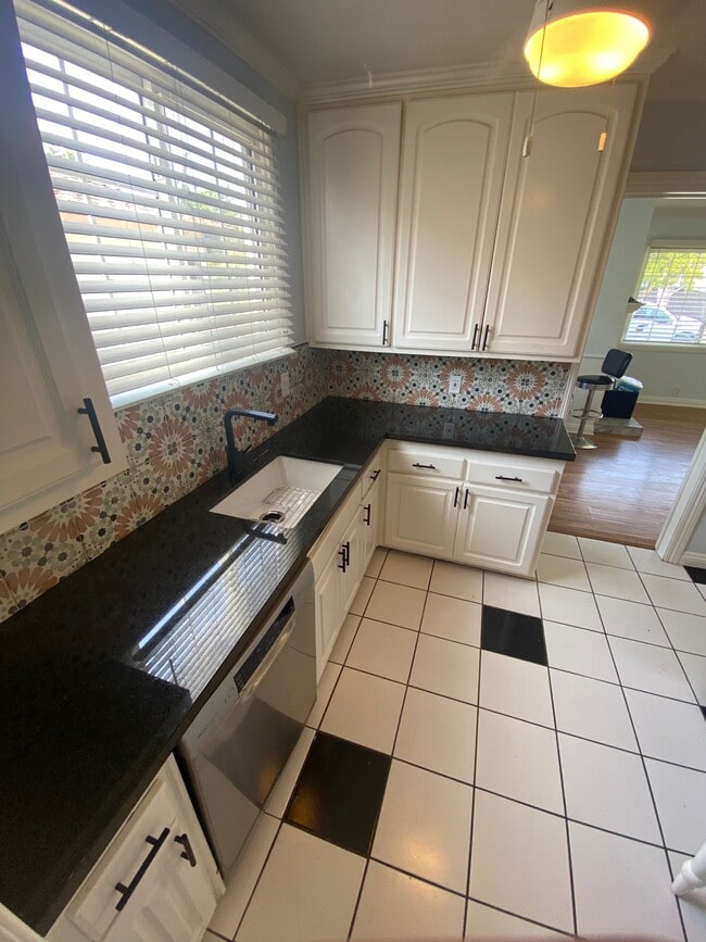 Kitchen - 10804 Ashby Ave