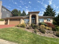 Building Photo - Forest-View Luxury Home with 5 Bedrooms, Luxury Primary Suite & Gourmet Kitchen