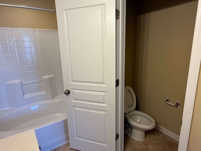 Building Photo - 13725 Calloway Glen Dr