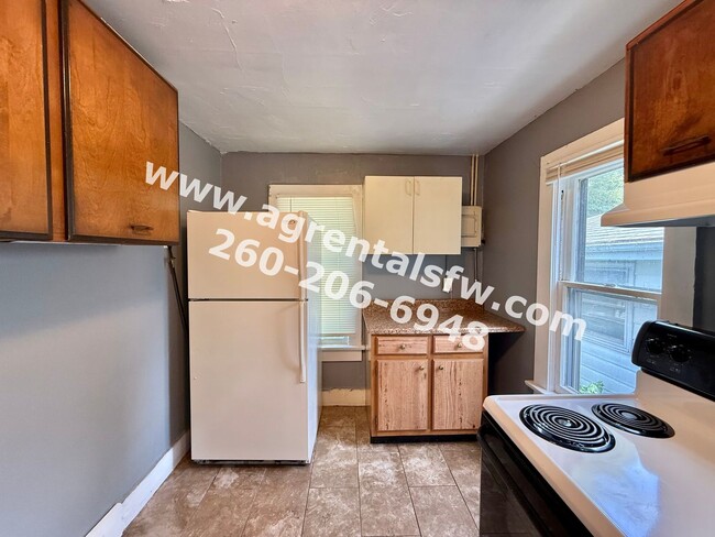 Building Photo - 538 Irene Ave