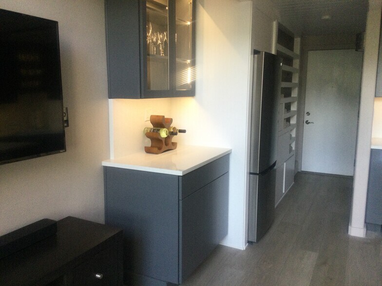 Building Photo - 1081 Vail View Dr